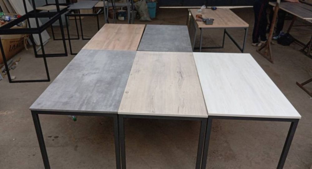 Металлические парты в стиле LOFT

Совмещаем прочность железа и
миним