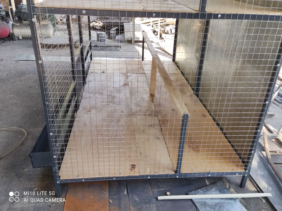 Sifatli Tovuq kataklar