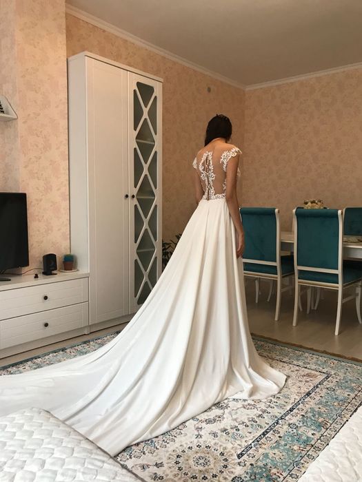 Продам свадебное платье