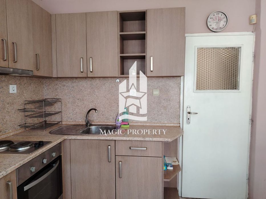 Дава се под наем Тристаен апартамент в Бургас, Възраждане - 65 кв.м за 341.7 € - Снимка #3