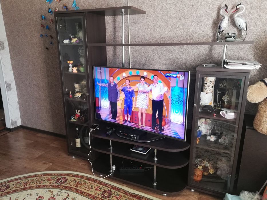 Продам стенку за 20000т