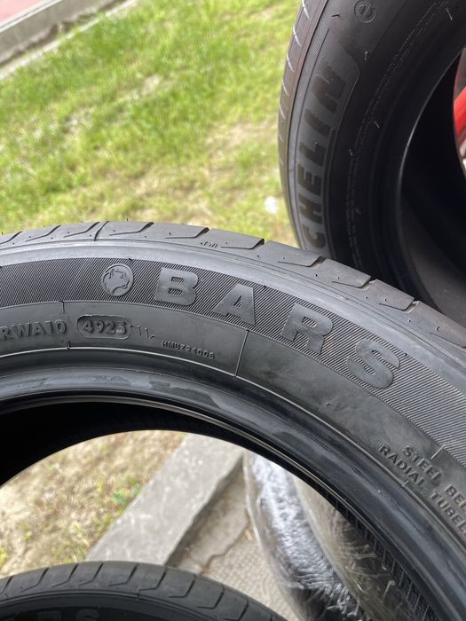 BARS 215/55R17