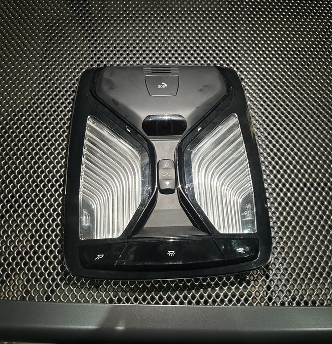 Плафон за bmw G30
