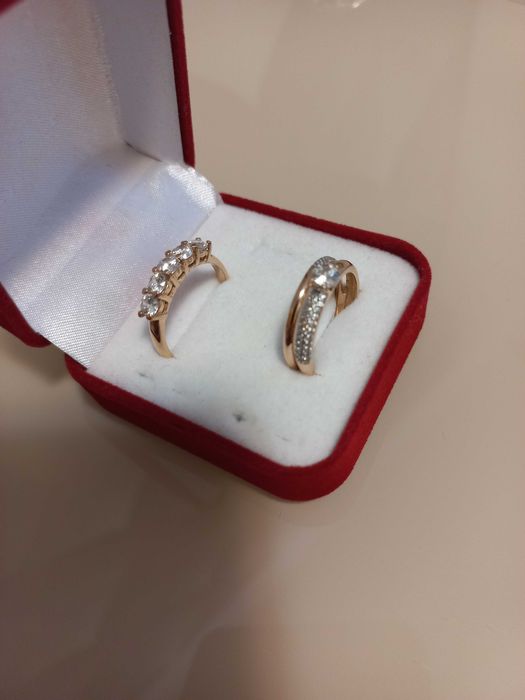 Золотой крест и кольцо