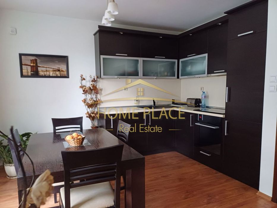 Дава се под наем Двустаен апартамент в Варна, Колхозен пазар - 70 кв.м за 510 € - Снимка #1