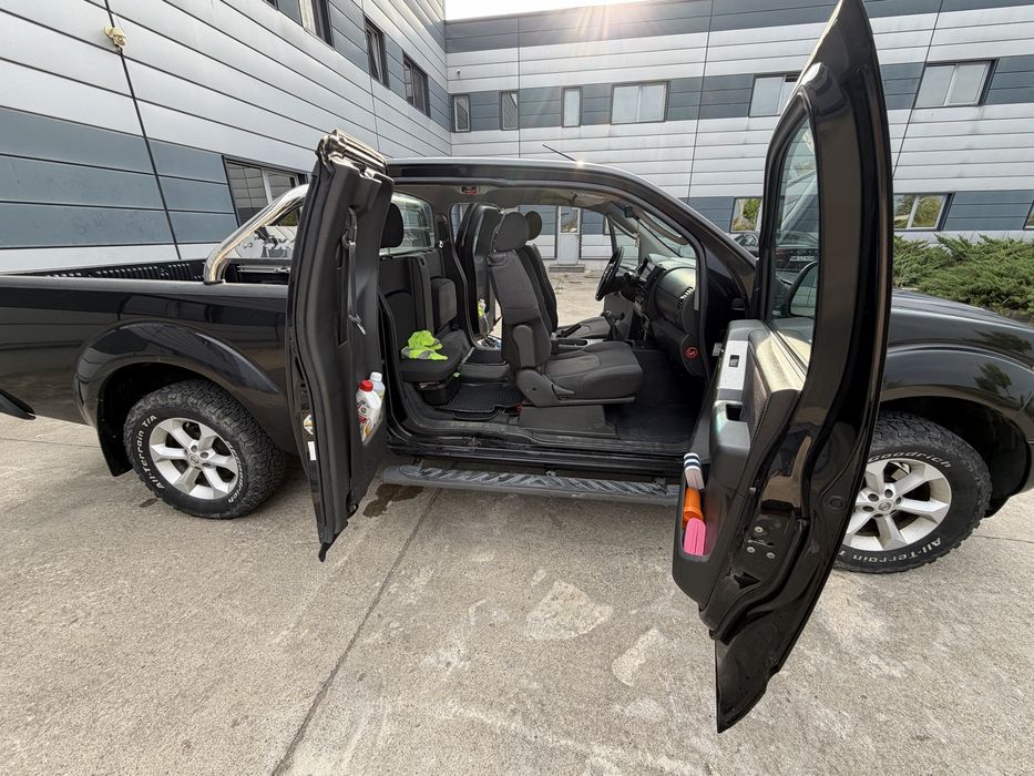 Nissan Navara D40 King Cab 2.5 dCi 4x4 | Benă lungă | 2007