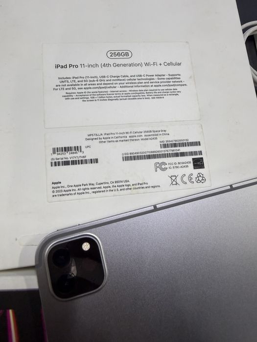 Ipad pro 11-inch 256gb  M2 chip wi-fi+cellular 5G LL/A 4th generation