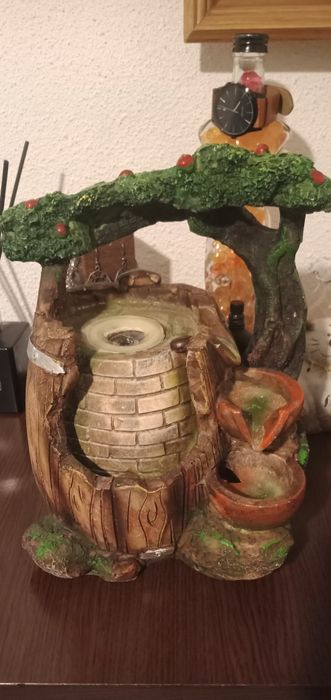 Vand 2 fantani decorative