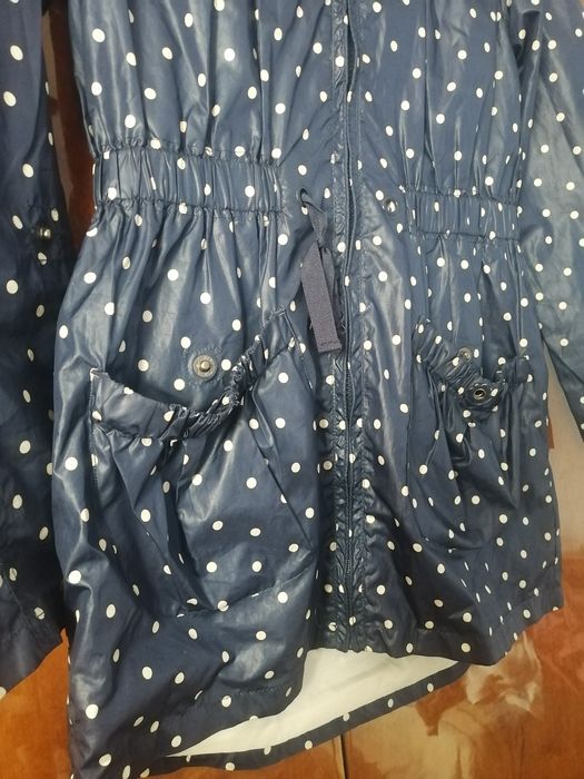 Пролетно детско якенце