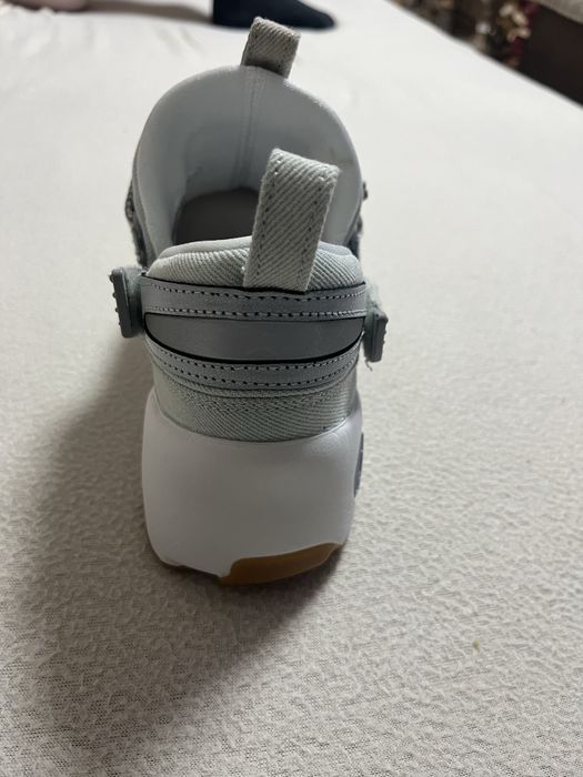 Продавам маратонки Jordan/Джордан 2 чифта