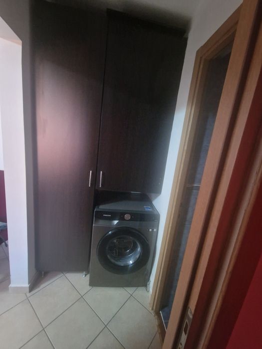 Inchiriez apartament cu doua  camere, mobilat complet PIATA  RESITA