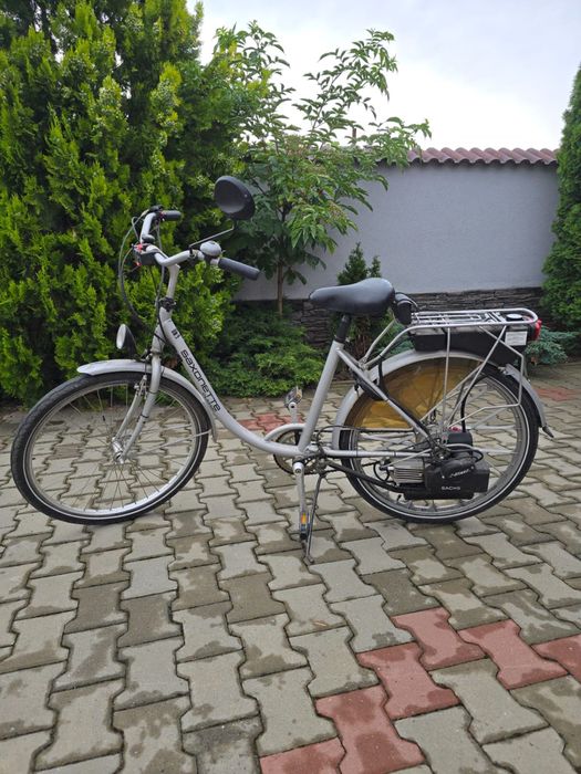 Vand biciclete saxonette cu motor pe benzina
