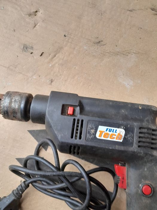 Mașină de găurit cu percuție,Full tech.
