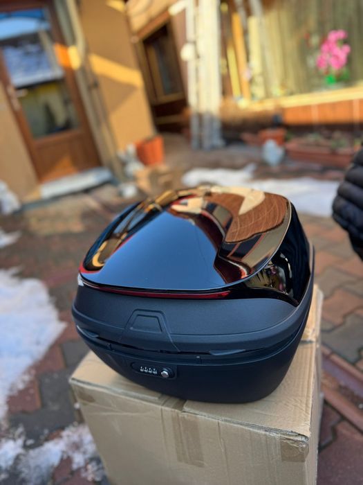 Portbagaj Cutie moto scuter atv cu cifru negru