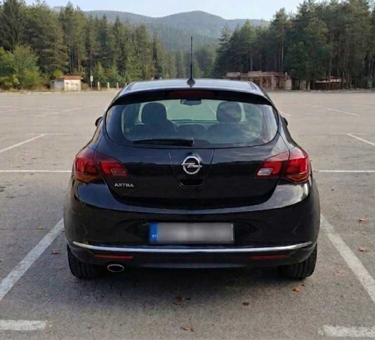 2012 Opel Astra J 1.4 Turbo 140hp ФАБРИЧНА ГАЗ - 12 900 лв (€6600)