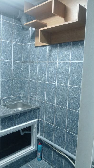 Proprietar vând urgent apartament cu doua camere la parter zona Petrișor