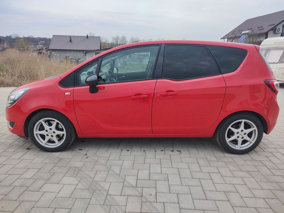Opel Meriva  B ( model 2015 )