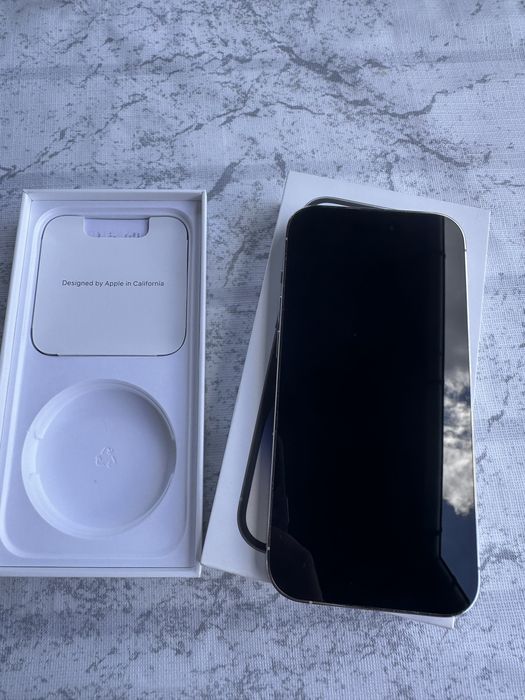 Продавам Iphone 14 pro 128 gb