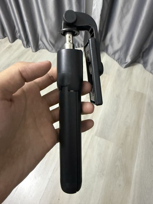 Продается Селфи палка почти новая не пользовались