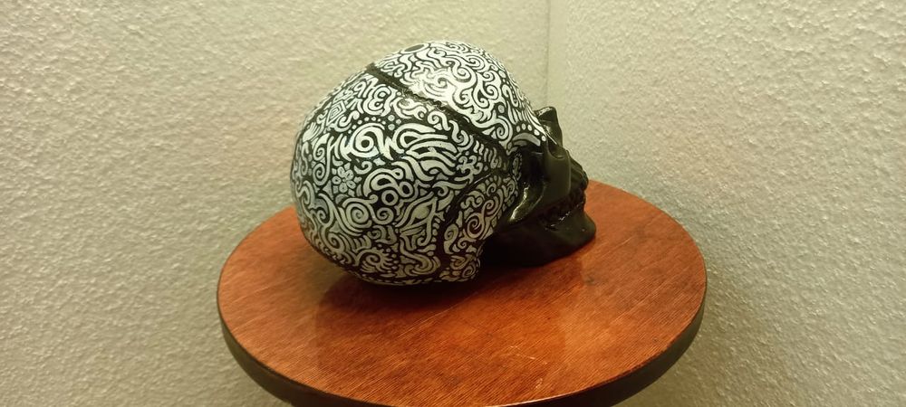 Декоративный череп