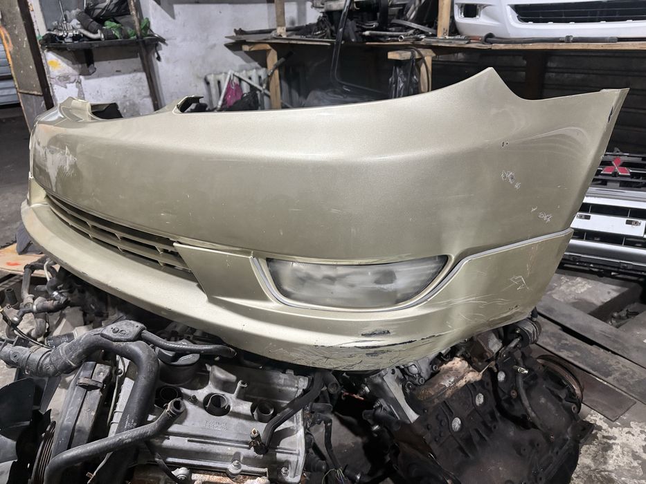 Тоета Камри 35 передний бампер