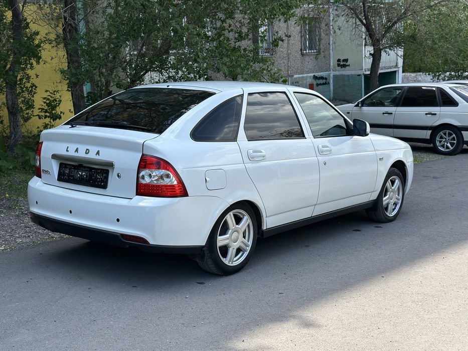 Продам Приору-2 lux