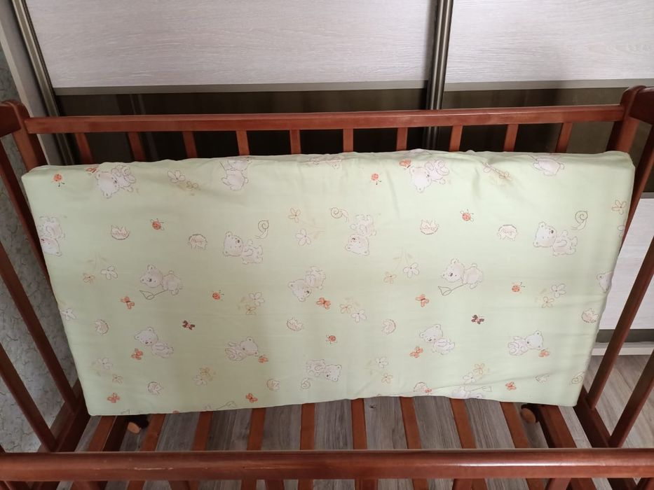 Детская кроватка б/у