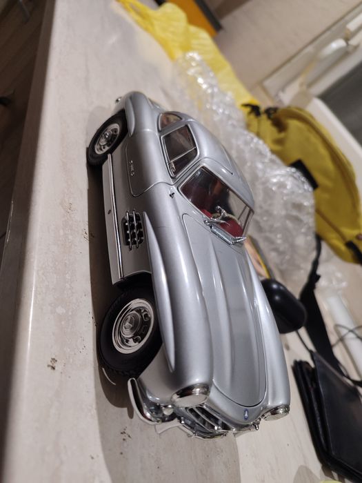 Mercedes 300sl 1:18 Kyosho