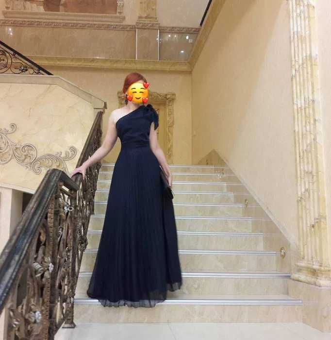 Элегантные наряды, вечерние платья