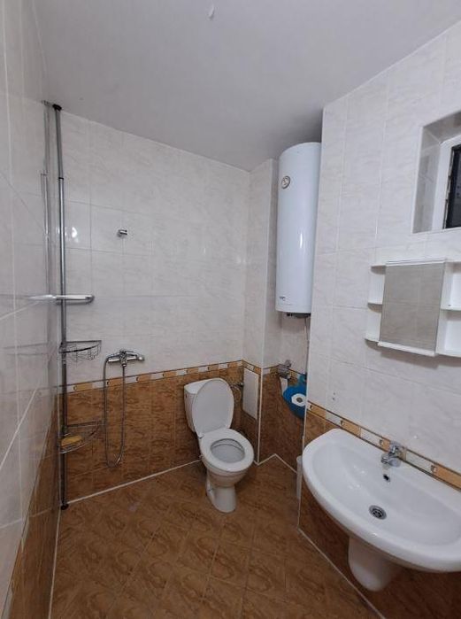 Дава се под наем Двустаен апартамент в Варна, Левски - 50 кв.м за 383 € - Снимка #5