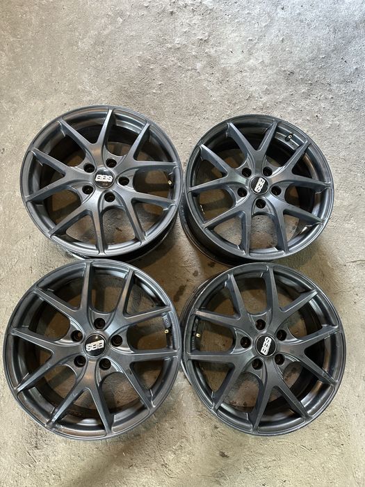 R17 PCD 5*114,3 Комплект легкосплавных дисков