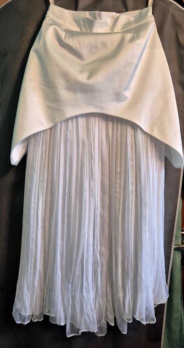 Rochie-compleu matase alb