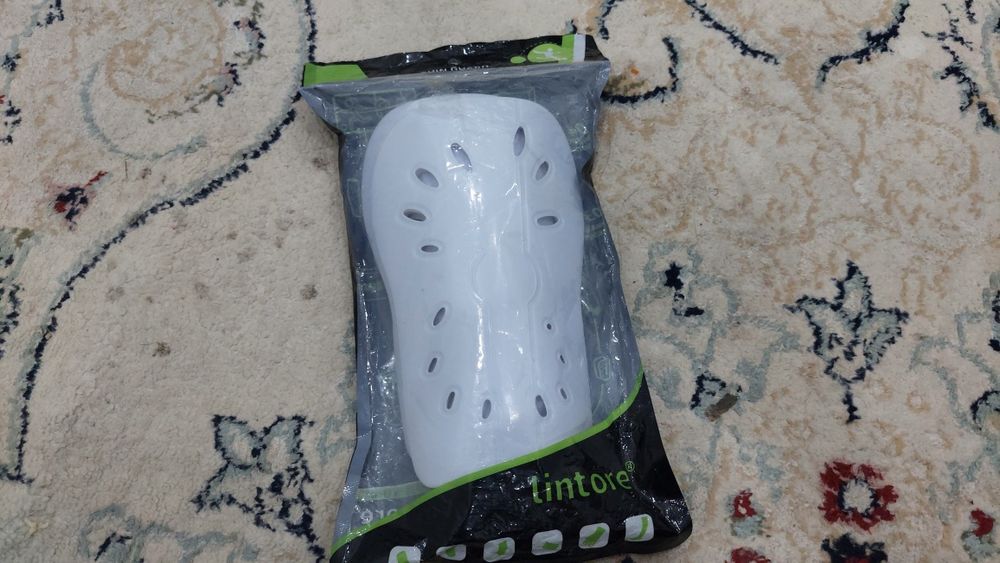 Вратарские перчатки