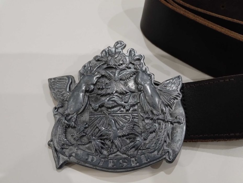 Дамски  марков колан  Diesel. 
Подарък, моден аксесоар