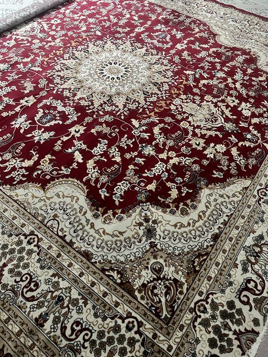 Ковёр новый 6/4 размер