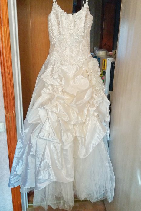 Продаётся свадебное платье