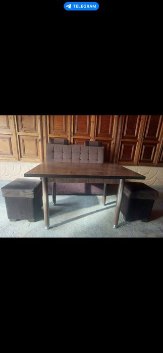 уголок диван холати яхши азгина ишлатилган