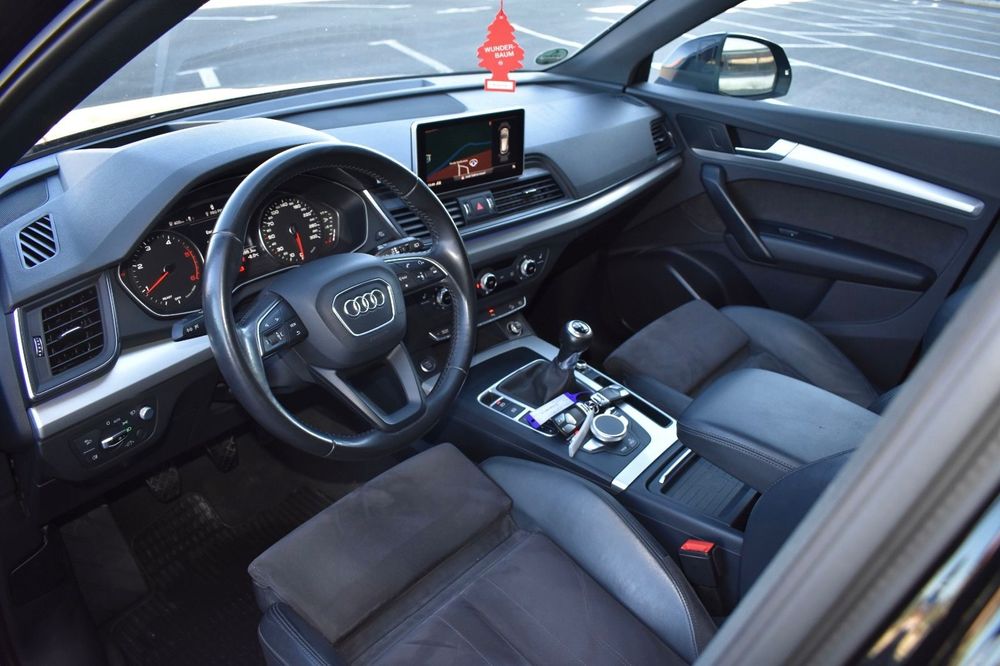 AUDI Q5•SPORT Packet•2017•side assist•Lane assist