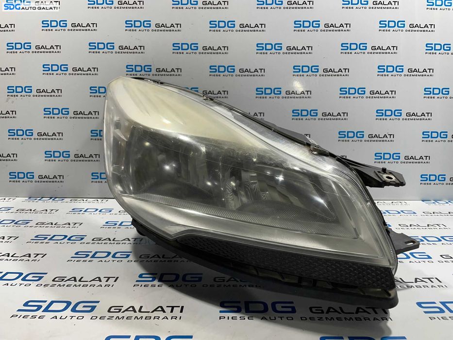 Far Dreapta FARA Xenon Ford Kuga 2 MK2 2012 - 2019 Cod CV44-13W029-BE 90021738 [L4031]