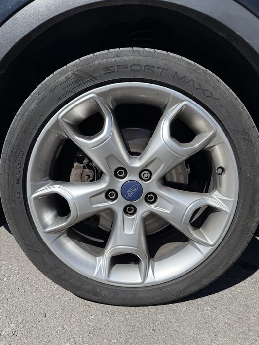 Ford Kuga II TITANIUM 2.0 TDCi 180 CP, 4×4, cutie manuală!