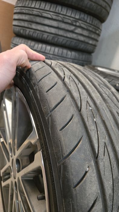 Оригинални джанти на Kia с гуми на yokohama