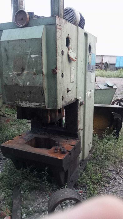 Продам пресс гидравлический