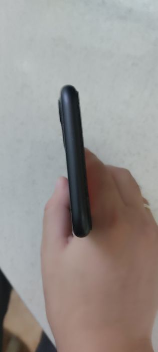 Айфон 11 128 гб.