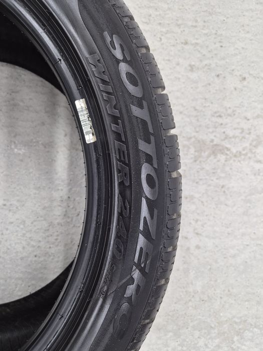 Anvelope Pirelli Sottozero 255 40 18