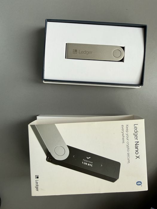 Криптокашелек Ledger Nano X Crypto Hardware Wallet