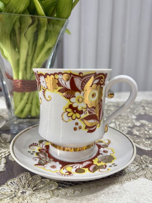 Кружки с блюдцами