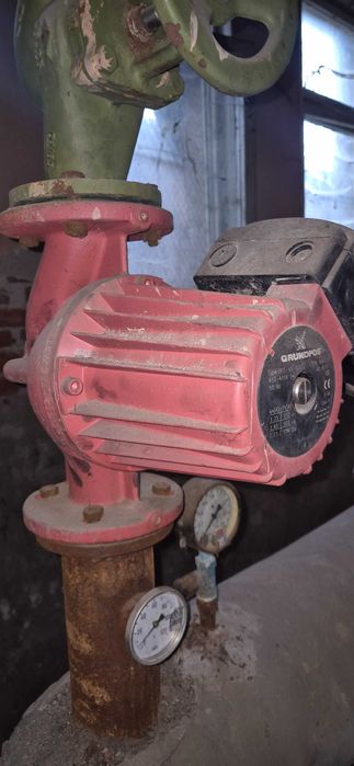 Grundfos UPS 65-120/2