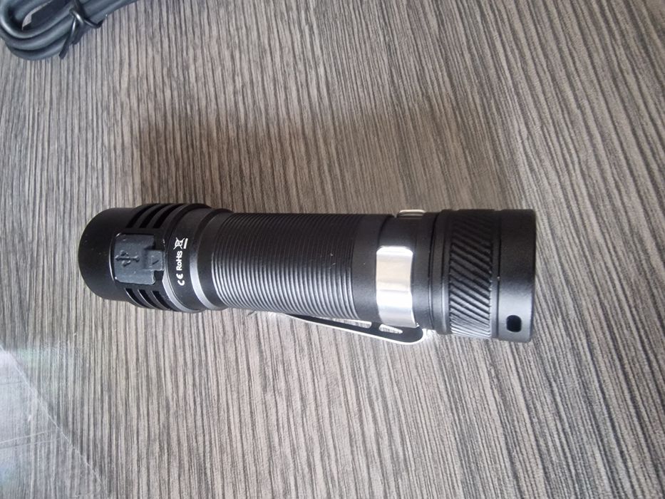 Фенер Sofirn SC18