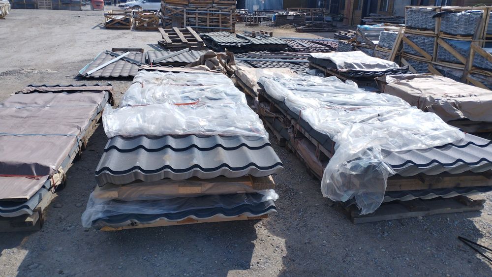 Металлочерепица и Гибкая черепица