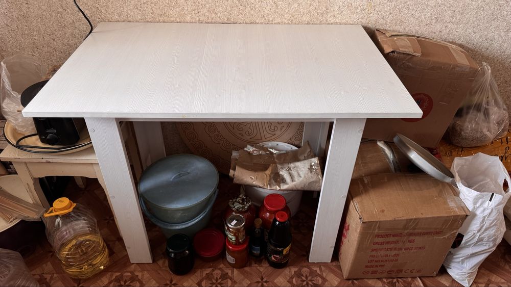 Стол в кухню хорошая